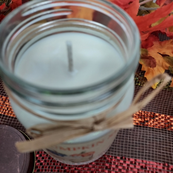 Candle Pumpkin Spice - Picture 3 of 5
